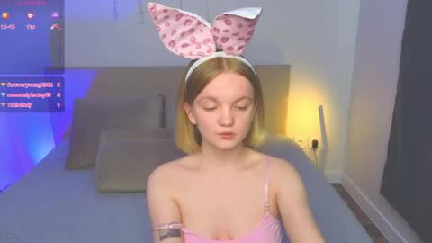 katebunnys online show from April 11, 7:45 am