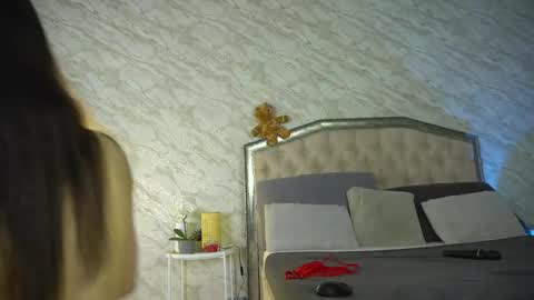 Kate online show from May 16, 6:32 am