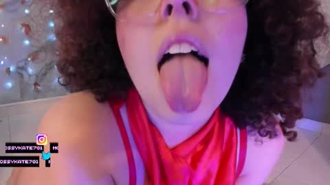 Im Katherine but call me Kate  online show from November 23, 12:58 pm