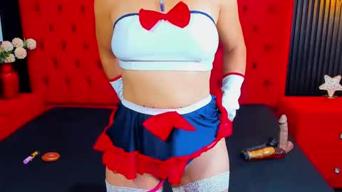 kate Tompson online show from April 9, 11:21 pm