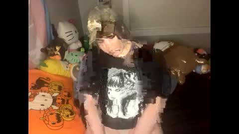 Kat from Saturn online show from February 6, 4:05 am