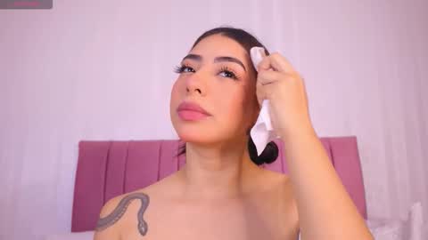   online show from February 26, 7:39 pm