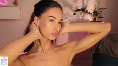 katherinepinke online show from February 20, 7:05 pm