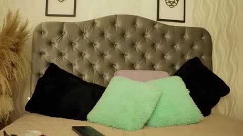 kathh_latorre online show from February 24, 12:52 pm