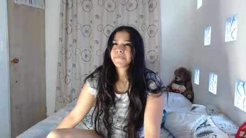 Snapshot of kathiie_ chatting on September 29, 10:58 am K A T H I E online show from September 29, 10:58 am