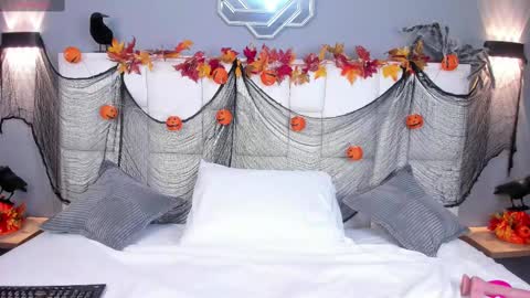 Kathy online show from October 18, 8:57 pm