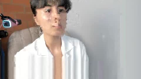 katia_12_ online show from May 12, 9:35 pm