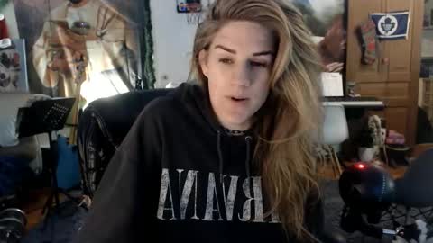 Katie online show from March 25, 3:57 am