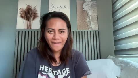 katiefrox  online show from July 18, 6:04 am