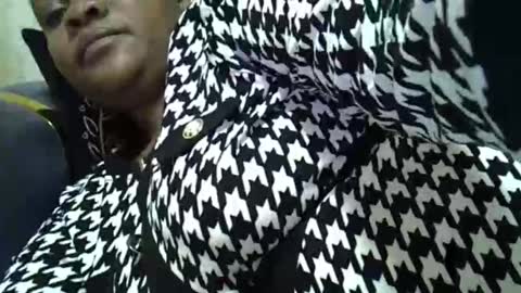 katrinah_27 online show from March 20, 7:30 pm