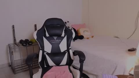 Katt  online show from March 18, 5:19 pm