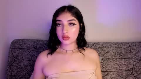 Kat  online show from April 14, 1:42 am