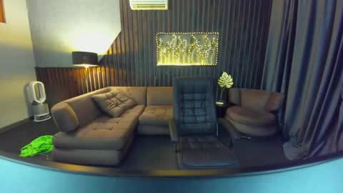 katty_rose8 online show from May 22, 5:36 am