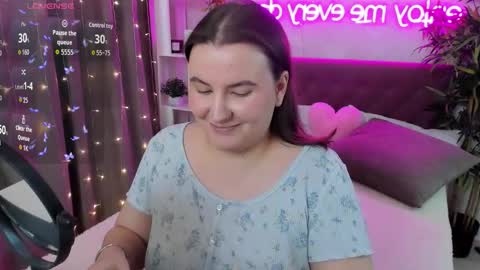 Kate online show from March 7, 6:35 am