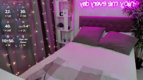 Kate online show from October 16, 6:02 am