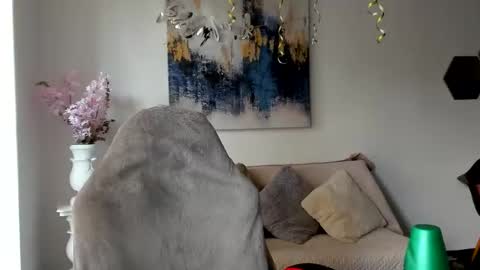 katy deliz online show from April 25, 5:43 pm