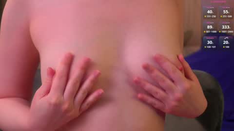 Mia  Lovense is active Private is Open online show from March 28, 5:03 pm