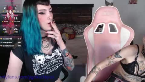 luna   online show from March 30, 12:12 am