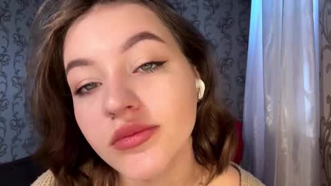 Lana online show from March 3, 8:43 am