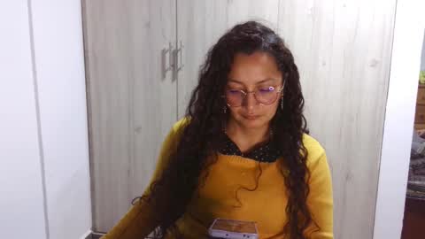 Snapshot of kawit1 chatting on March 8, 2:12 am  Khawit  online show from March 8, 2:12 am