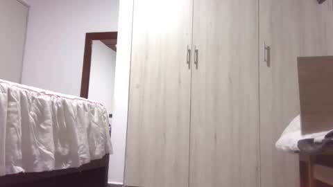 Snapshot of kawit1 chatting on October 15, 3:57 pm  Khawit  online show from October 15, 3:57 pm