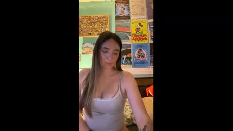 Kay online show from April 11, 1:10 am