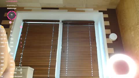 kaycee__ online show from September 26, 5:59 am