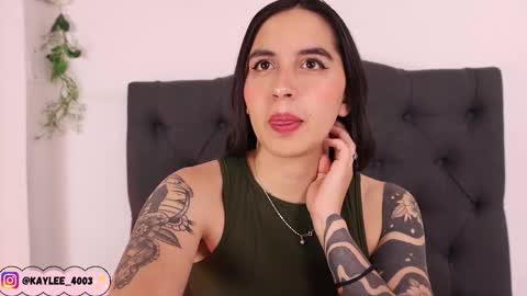 kaylee_lee online show from February 23, 4:03 am