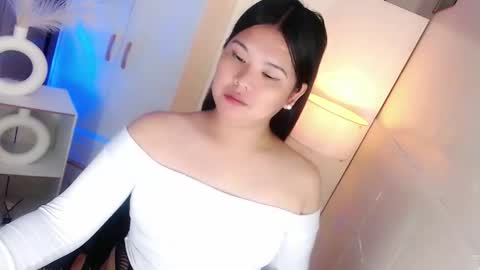 Y O U R        F U T U R E       K A Y L E E  online show from March 18, 6:36 pm