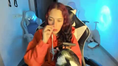 kaylie online show from March 27, 11:00 am