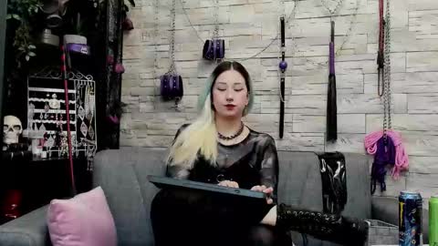 Miss Kazia online show from March 19, 2:06 am