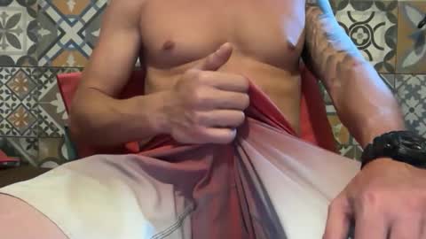 keahi420 online show from December 1, 10:41 pm