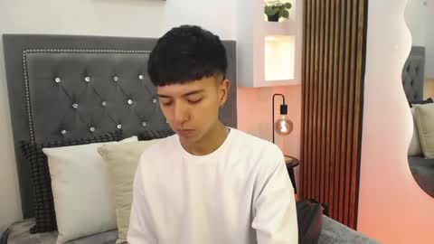 nico online show from March 17, 12:43 pm