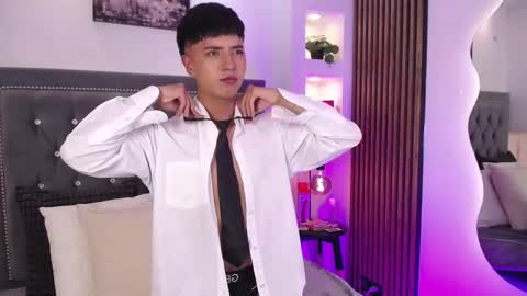 nico online show from March 12, 1:04 pm