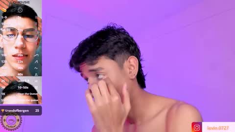 Alejandro Gonzalez online show from September 13, 8:00 pm