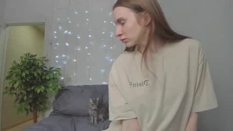 kelly_gerzikaaa online show from February 18, 3:39 am