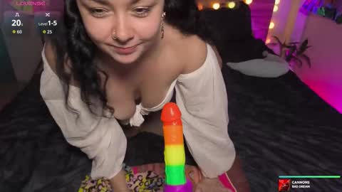 Kelly online show from December 16, 4:41 am