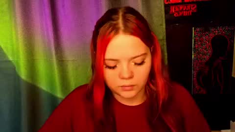 Kellyfiery online show from June 24, 9:05 am