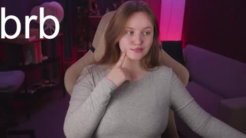 kelly online show from November 2, 8:47 am