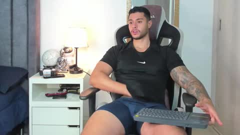 Snapshot of ken_mailik chatting on October 21, 10:57 pm ken_mailik online show from October 21, 10:57 pm