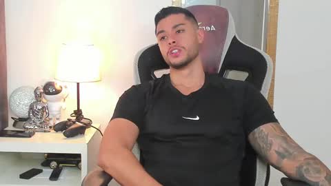 Snapshot of ken_mailik chatting on October 10, 11:20 pm ken_mailik online show from October 10, 11:20 pm