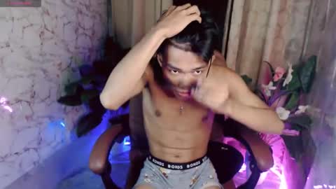 ken_minjun online show from May 28, 1:09 pm
