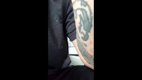 kendall21978 online show from April 24, 6:43 pm