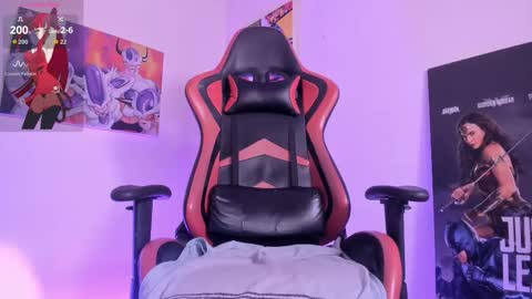 Kendall online show from February 8, 5:55 am