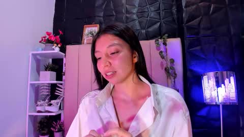 kendall_saenz online show from December 19, 10:49 pm