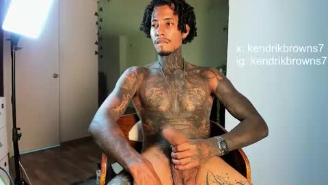 kendrick brown online show from November 22, 4:55 am