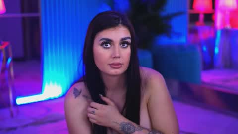 Kendra online show from November 8, 4:43 pm