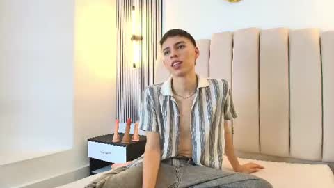 kenny_hank online show from July 4, 3:43 am