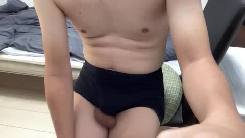 Snapshot of kenotidi7 chatting on September 27, 9:07 am kennrr online show from September 27, 9:07 am