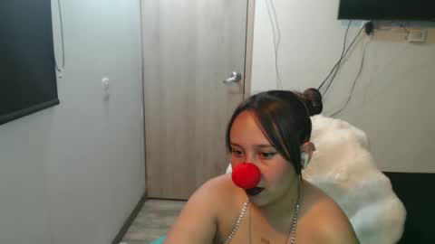 kenshi2302 online show from October 31, 9:59 pm